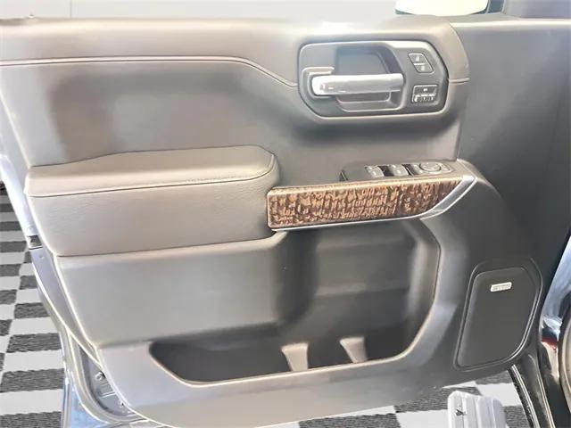 Photo of 2019 Onyx Black GMC Sierra 1500