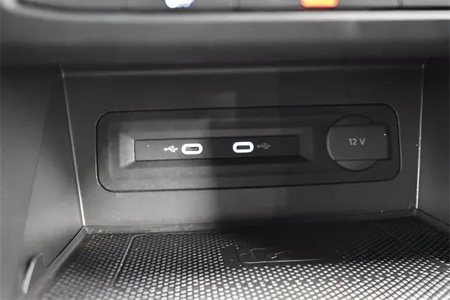 Photo of 2021 Deep Black Pearl Effect Volkswagen Atlas Cross Sport
