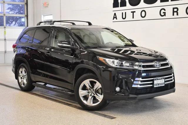 2017 Toyota Highlander