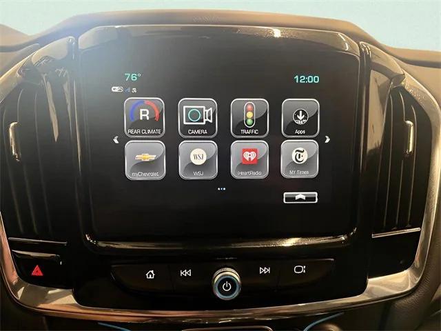Photo of 2019 Silver Ice Metallic Chevrolet Traverse