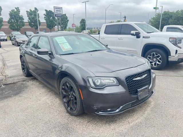 2019 Chrysler 300
