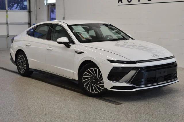 2024 Hyundai Sonata Hybrid