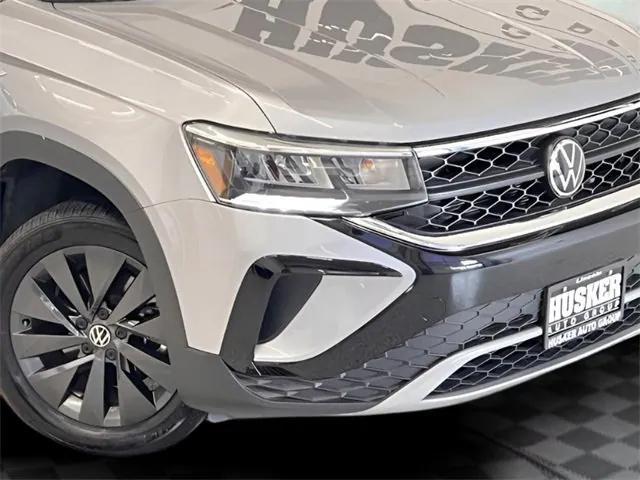 Photo of 2024 Pyrite Silver Metallic Volkswagen Taos