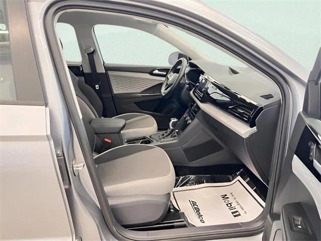Photo of 2024 Pyrite Silver Metallic Volkswagen Taos