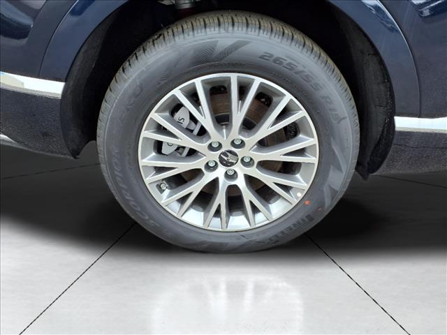 Photo of 2025 Capri Blue Genesis GV80