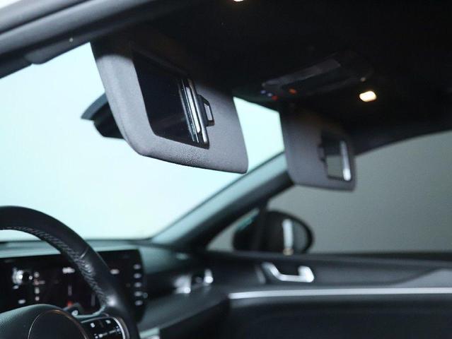 Photo of 2023 Wolf Gray Kia K5