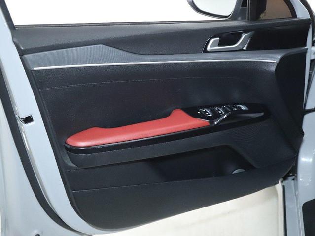 Photo of 2023 Wolf Gray Kia K5