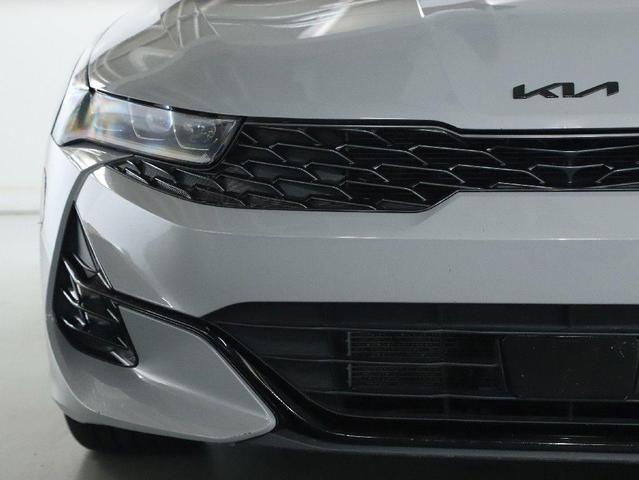 Photo of 2023 Wolf Gray Kia K5
