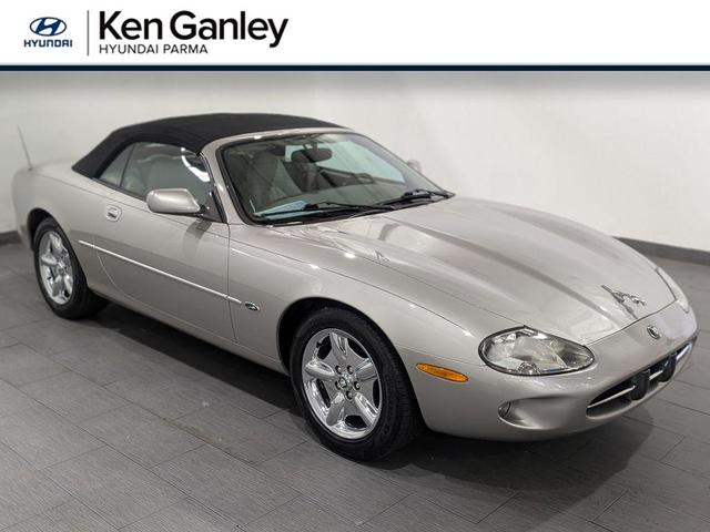 1998 Jaguar XK8