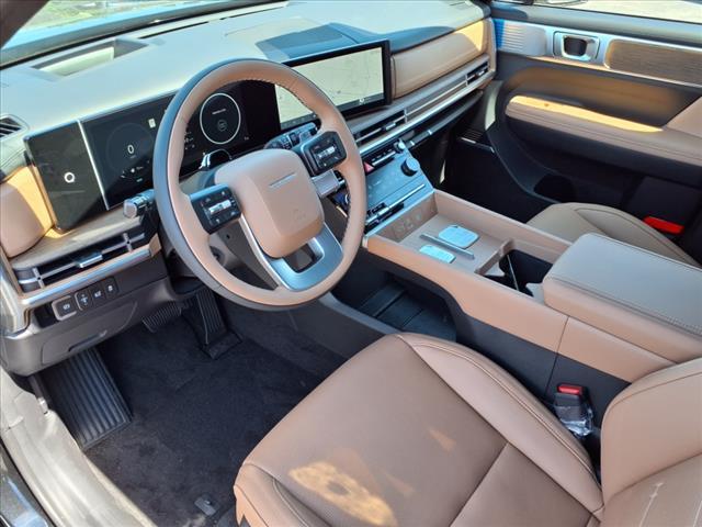 Photo of 2026 Phantom Black Hyundai SANTA FE HEV