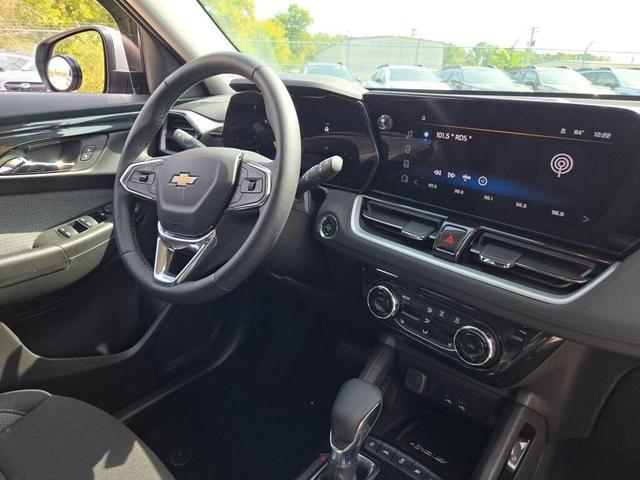Photo of 2025 Sterling Gray Metallic Chevrolet Trailblazer