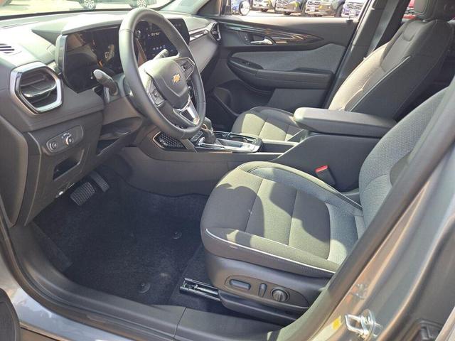 Photo of 2025 Sterling Gray Metallic Chevrolet Trailblazer