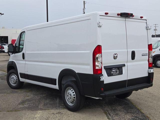 Photo of 2025 Bright White Clearcoat RAM ProMaster 2500