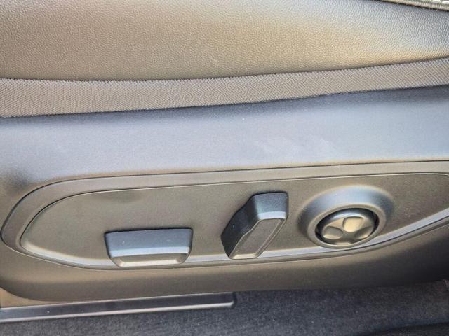 Photo of 2025 Silver Zynith Jeep Grand Cherokee