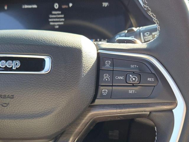 Photo of 2025 Silver Zynith Jeep Grand Cherokee