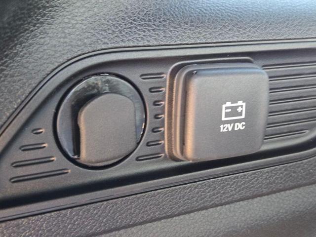 Photo of 2025 Silver Zynith Jeep Grand Cherokee