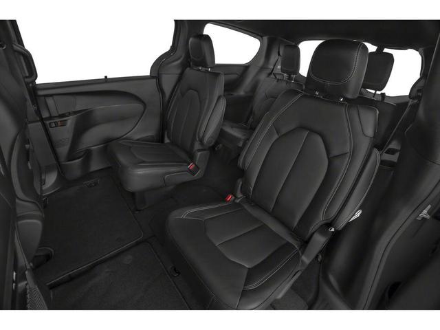 Photo of 2025 Bright White Clearcoat Chrysler Pacifica