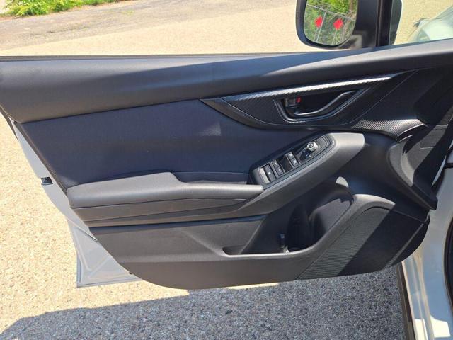 Photo of 2023 Crystal White Pearl Subaru Crosstrek