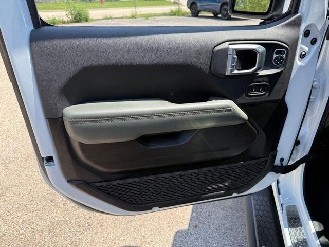 Photo of 2024 Bright White Clearcoat Jeep Wrangler 4xe
