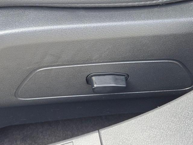 Photo of 2014 Billet Silver Metallic Clearcoat Jeep Compass