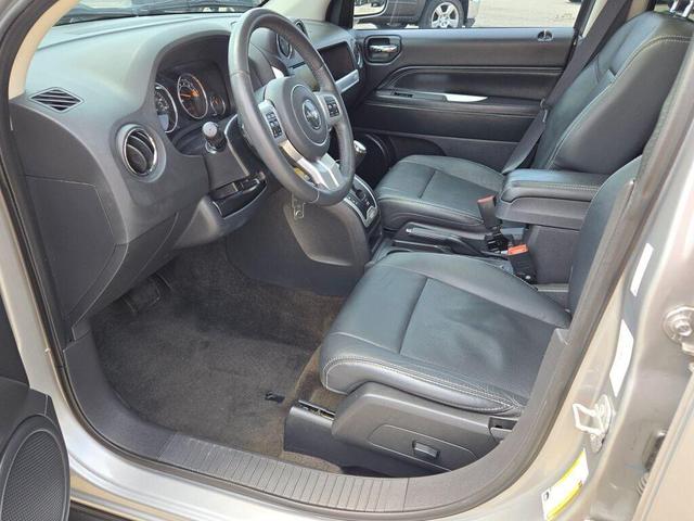 Photo of 2014 Billet Silver Metallic Clearcoat Jeep Compass