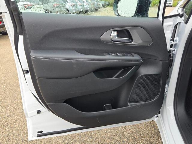 Photo of 2026 PW7 Chrysler Voyager