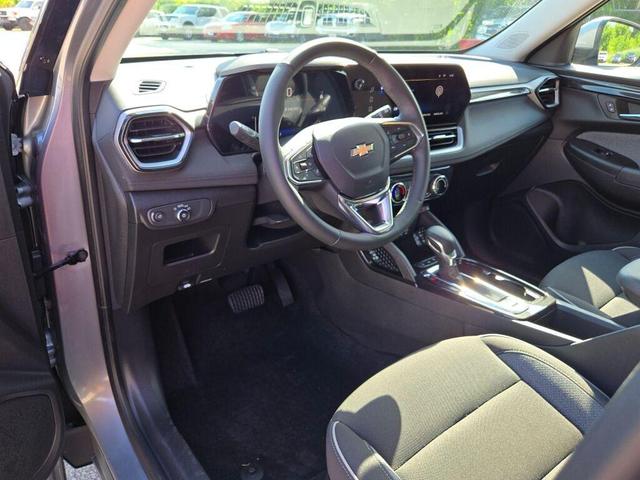 Photo of 2024 Sterling Gray Metallic Chevrolet Trailblazer