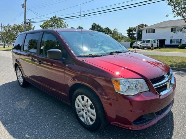 Photo of 2019 Octane Red Pearlcoat Dodge Grand Caravan
