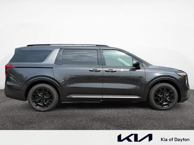 Photo of 2026 Metal Kia Carnival Hybrid