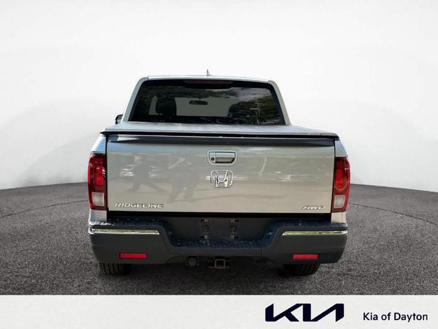 Photo of 2019 Lunar Silver Metallic Honda Ridgeline