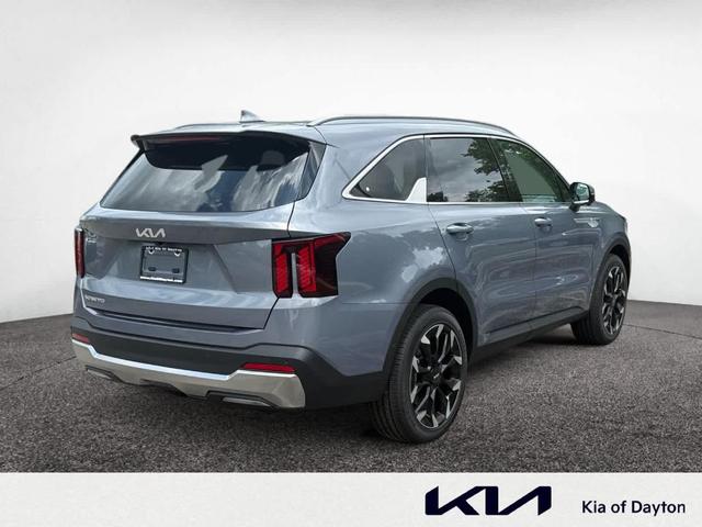 Photo of 2025 Everlasting Silver Kia Sorento