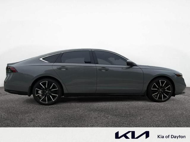 Photo of 2025 Urban Gray Pearl Honda Accord Hybrid