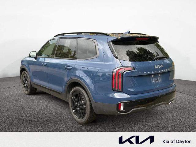 Photo of 2024 Midnight Black Kia Telluride