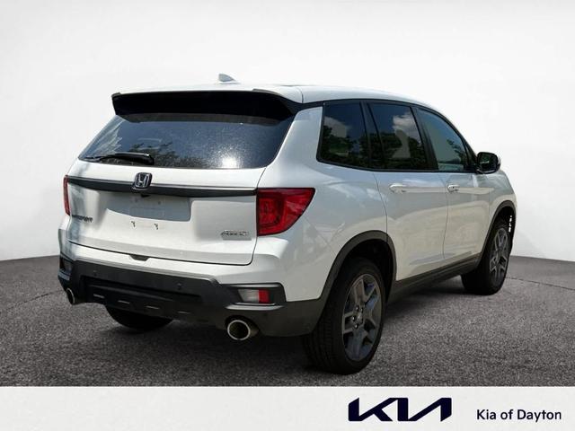 Photo of 2023 Platinum White Pearl Honda Passport