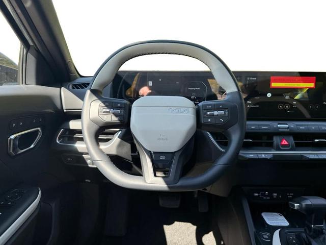 Photo of 2025 Haze Kia K4