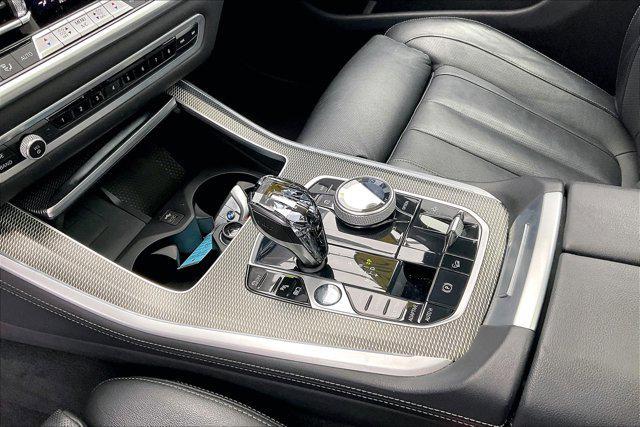 Photo of 2021 Phytonic Blue Metallic BMW X5 PHEV
