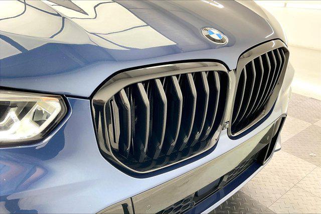 Photo of 2021 Phytonic Blue Metallic BMW X5 PHEV