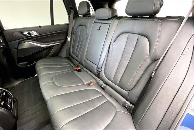 Photo of 2021 Phytonic Blue Metallic BMW X5 PHEV