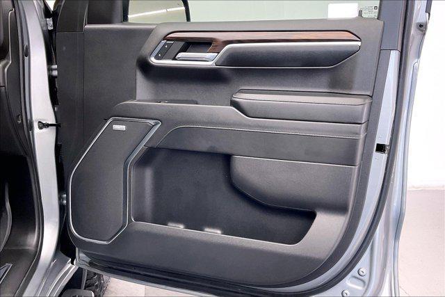 Photo of 2023 Sterling Metallic GMC Sierra 1500