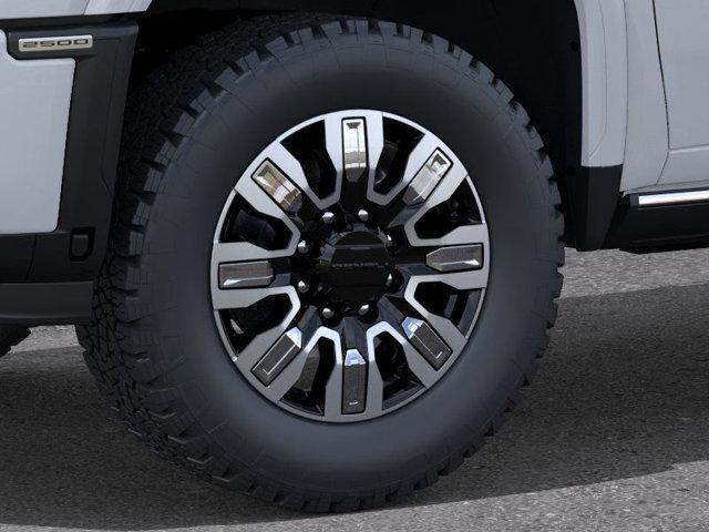 Photo of 2026 Glacier White Tricoat GMC Sierra 2500