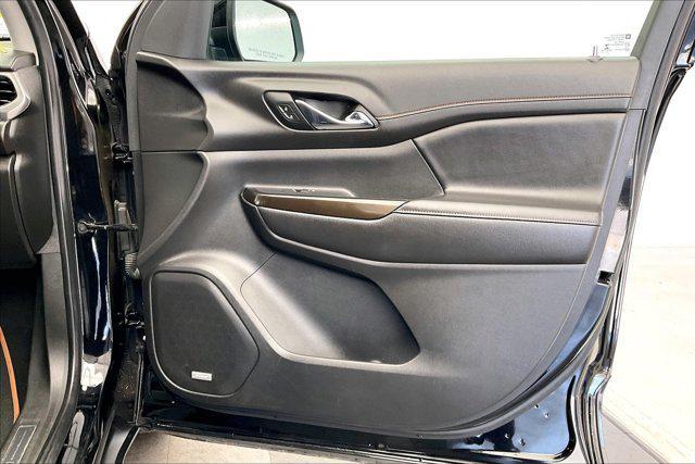 Photo of 2021 Ebony Twilight Metallic GMC Acadia