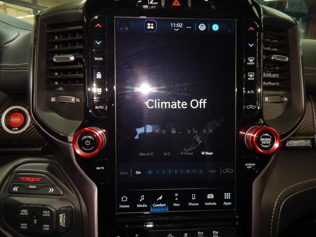 Photo of 2022 Granite Crystal Clearcoat Metallic RAM 1500