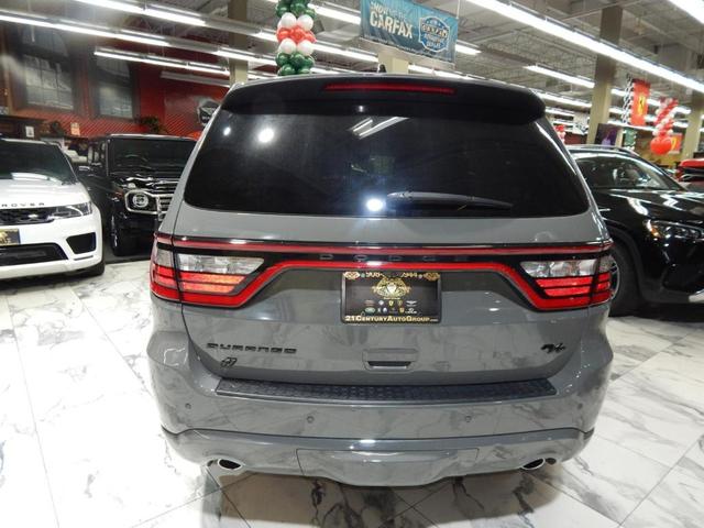 Photo of 2024 Destroyer Gray Clearcoat Dodge Durango