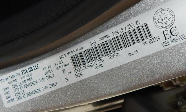 Photo of 2020 Billet Silver Metallic Clearcoat RAM 1500