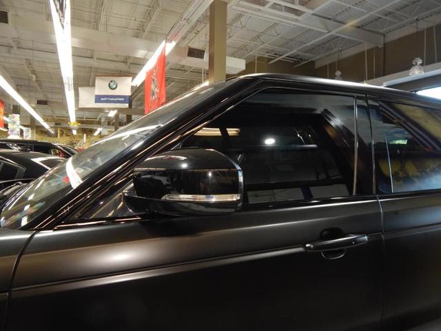 Photo of 2020 Santorini Black Land Rover Range Rover Sport