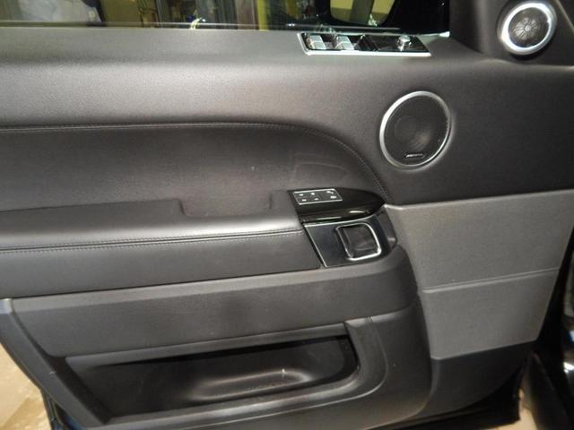 Photo of 2020 Santorini Black Land Rover Range Rover Sport