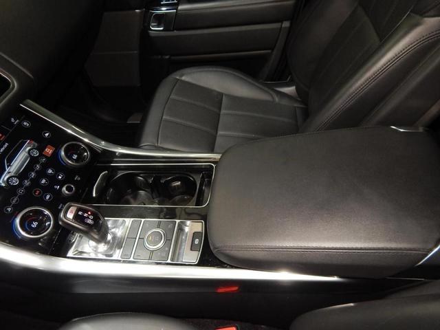Photo of 2020 Santorini Black Land Rover Range Rover Sport