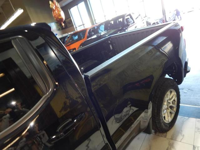 Photo of 2025 Black Chevrolet Silverado 1500