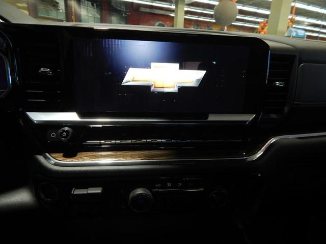 Photo of 2025 Black Chevrolet Silverado 1500