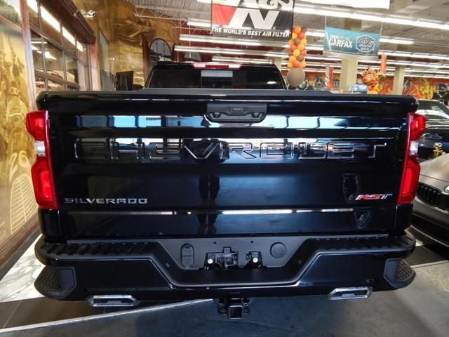 Photo of 2025 Black Chevrolet Silverado 1500